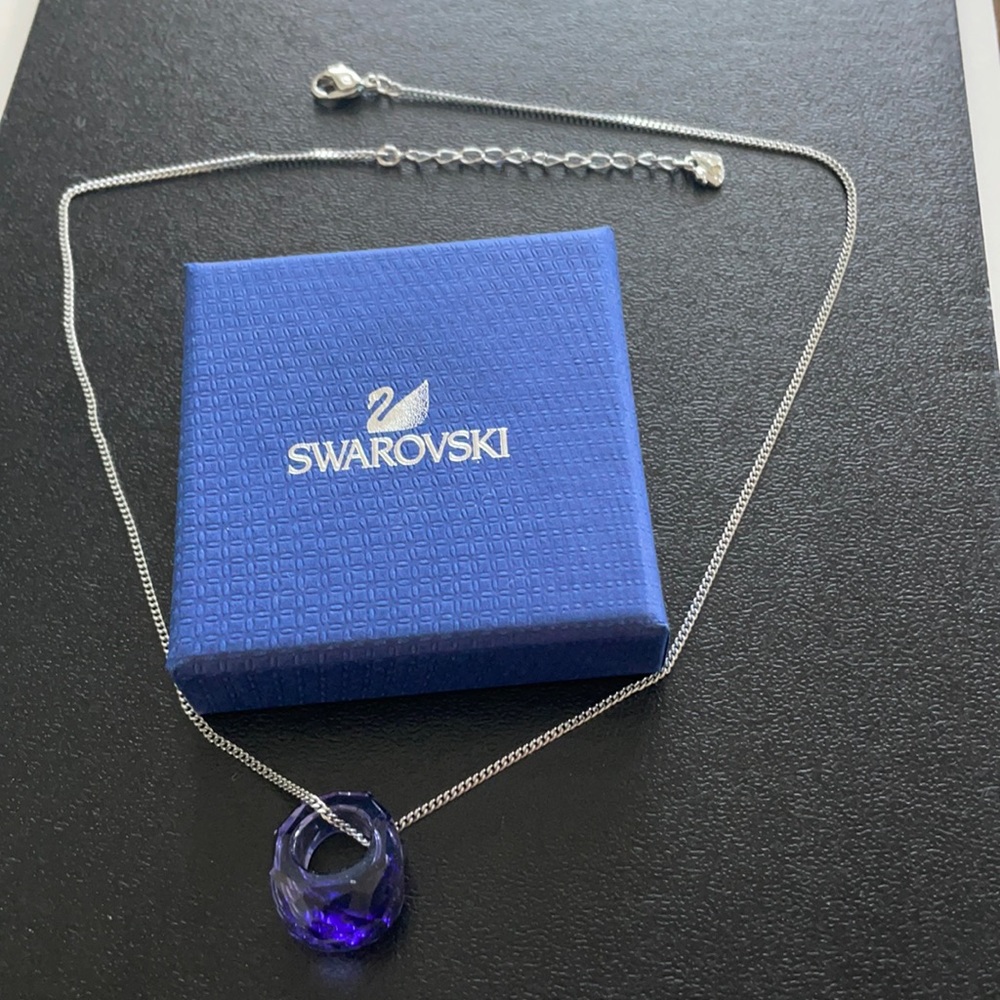 Swarovski - Purple pendant Necklace